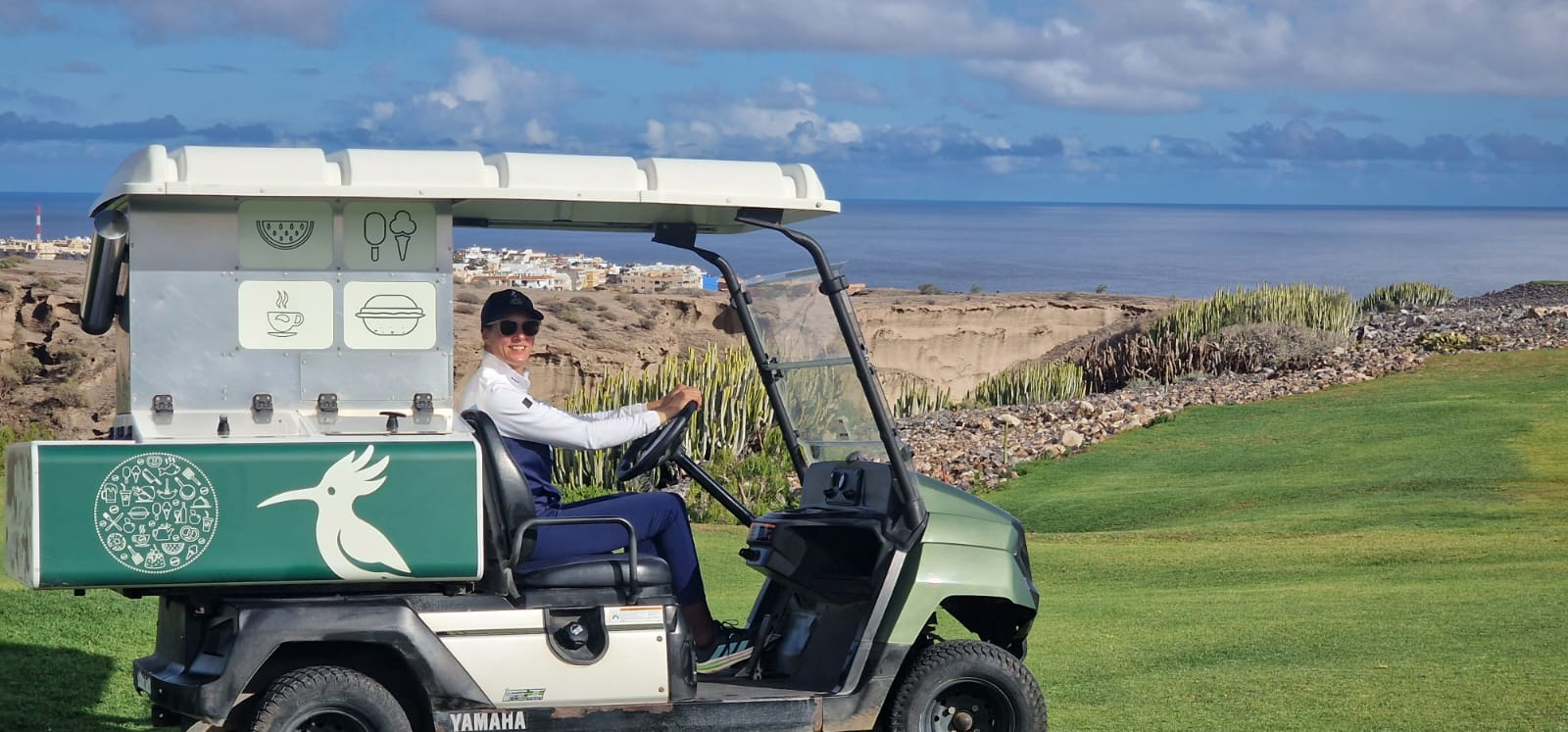 Buggy Bar on the fairway